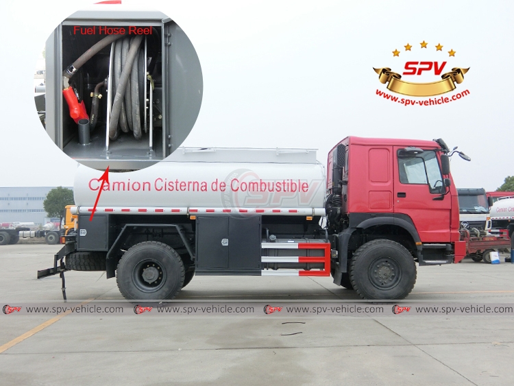 10,000 Litres 4X4 Fuel Tank Truck Siontruk - Hose Reel